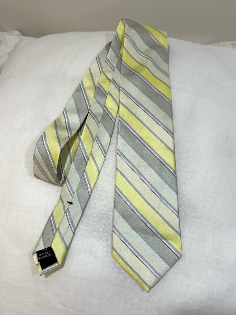 Calvin Klein Yellow and Silver Diagonal Stripe Silk Blend Tie